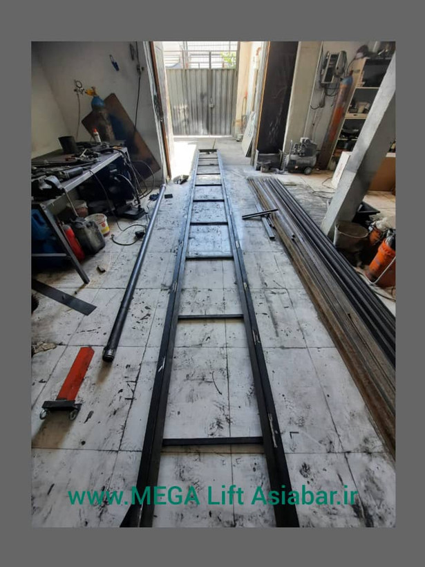 سازه پیچ و مهره ای با ریل T9 پنج متری